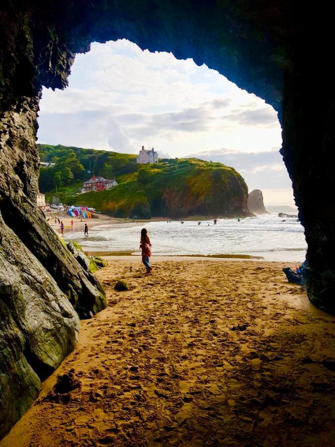 Wild Coastal Retreat At Troed Y Rhiw Aberporth, West Wales Villa Bagian luar foto