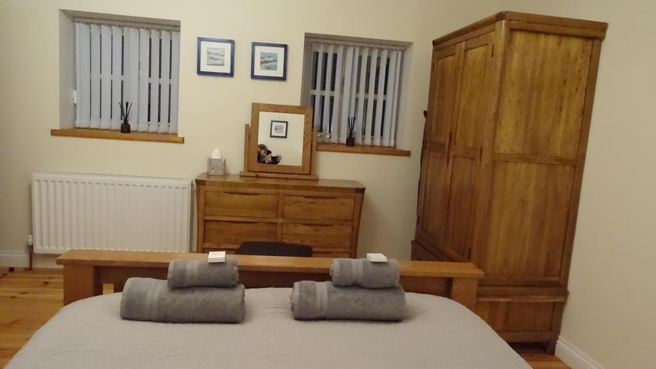 Wild Coastal Retreat At Troed Y Rhiw Aberporth, West Wales Villa Bagian luar foto